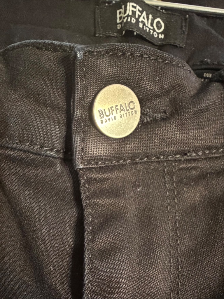 Buffalo Black Straight Leg Jeans Size 6/28 — image 3 of 8